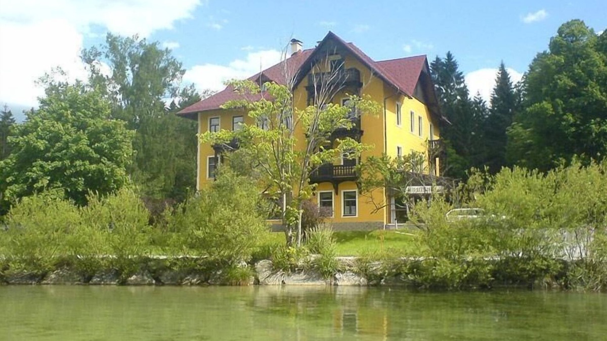 Sankt Sebastian Apartment | Cozy, bright attic apartment (50sqm) on Lake Erlaufsee