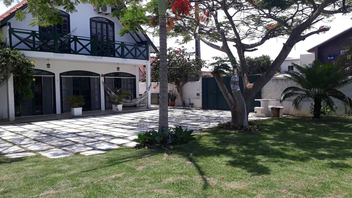 Ingleses do Rio Vermelho House | Cozy chalet on the beach of InglesesRead the ad description!