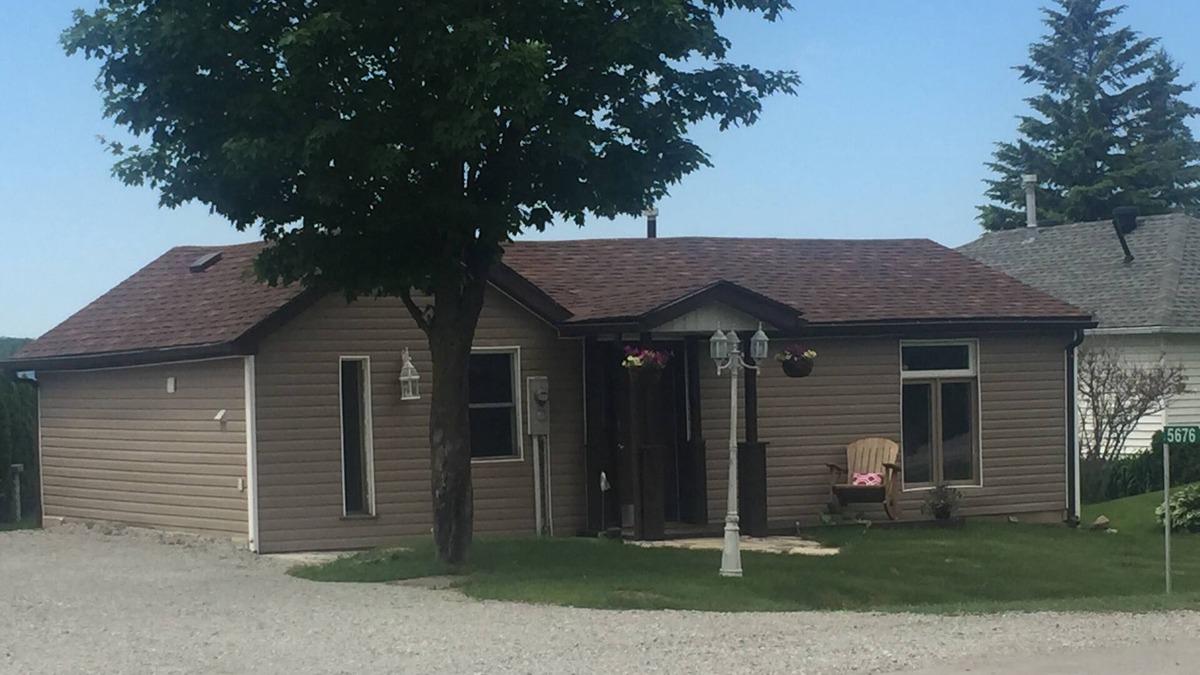 Springwater Cottage | Cozy Cabin 1 on Orr Lake, Ontario