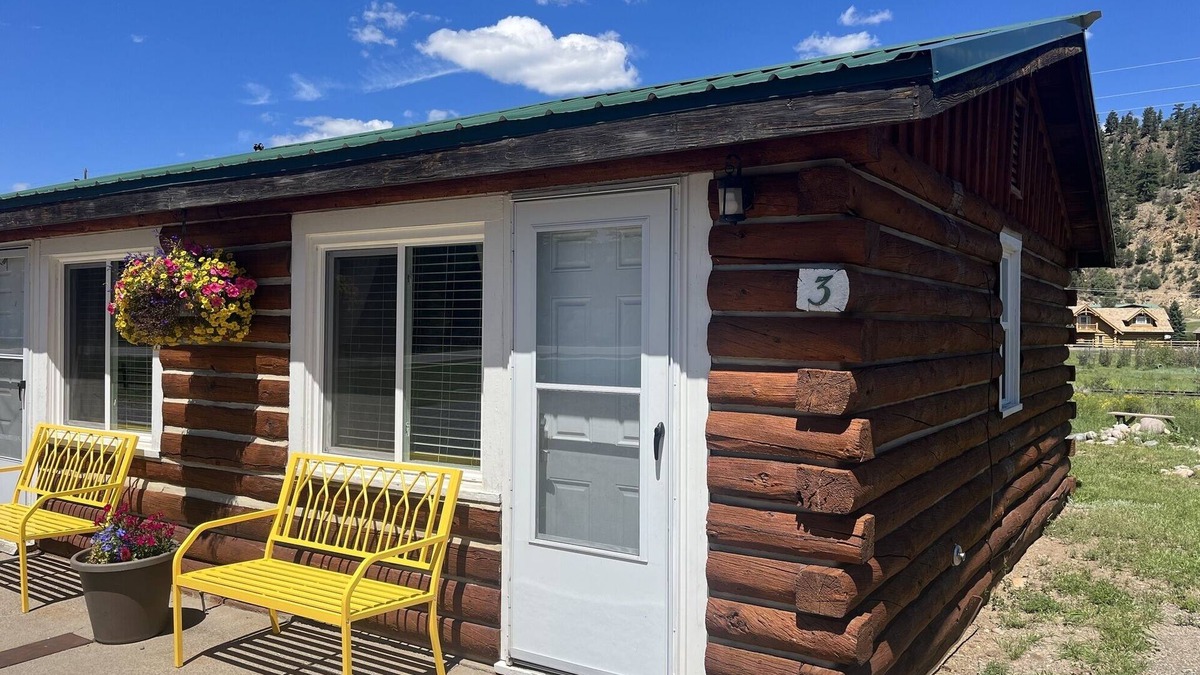 South Fork Cabin | Cozy cabin #3 in mountains near Rio Grande River