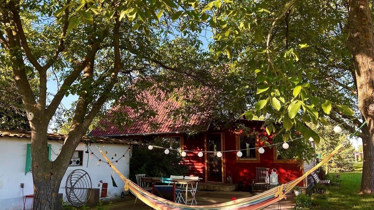 Gardony Cabin | Cozy cabin close to Budapest and Lake Velence (Pet-Friendly)