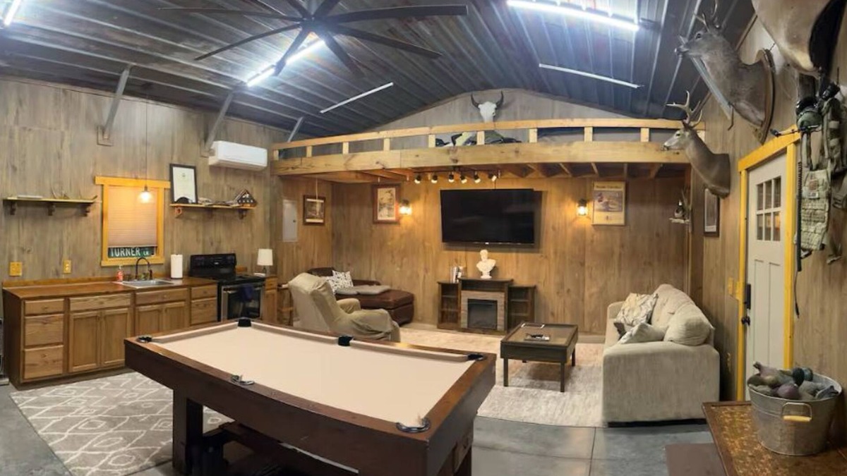 Ruffin Cabin | Cozy cabin in awesome Bamberg with WiFi! Pets allowed as well!
