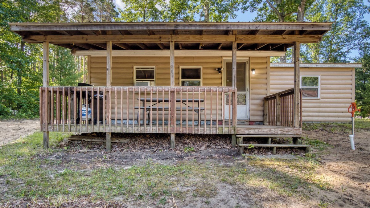 Fountain Cabin | Cozy cabin in charming Fountain with AC