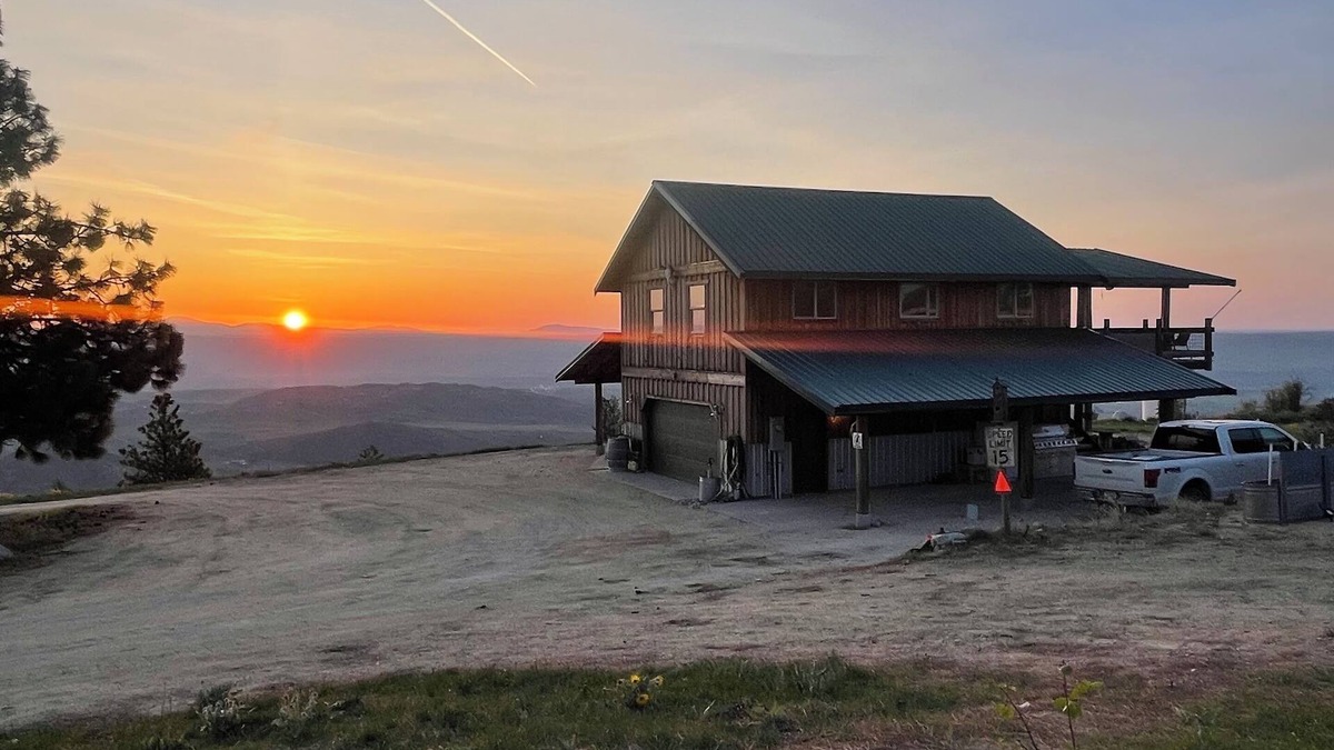 Brewster Cabin | Cozy cabin in enchanting Brewster with WiFi