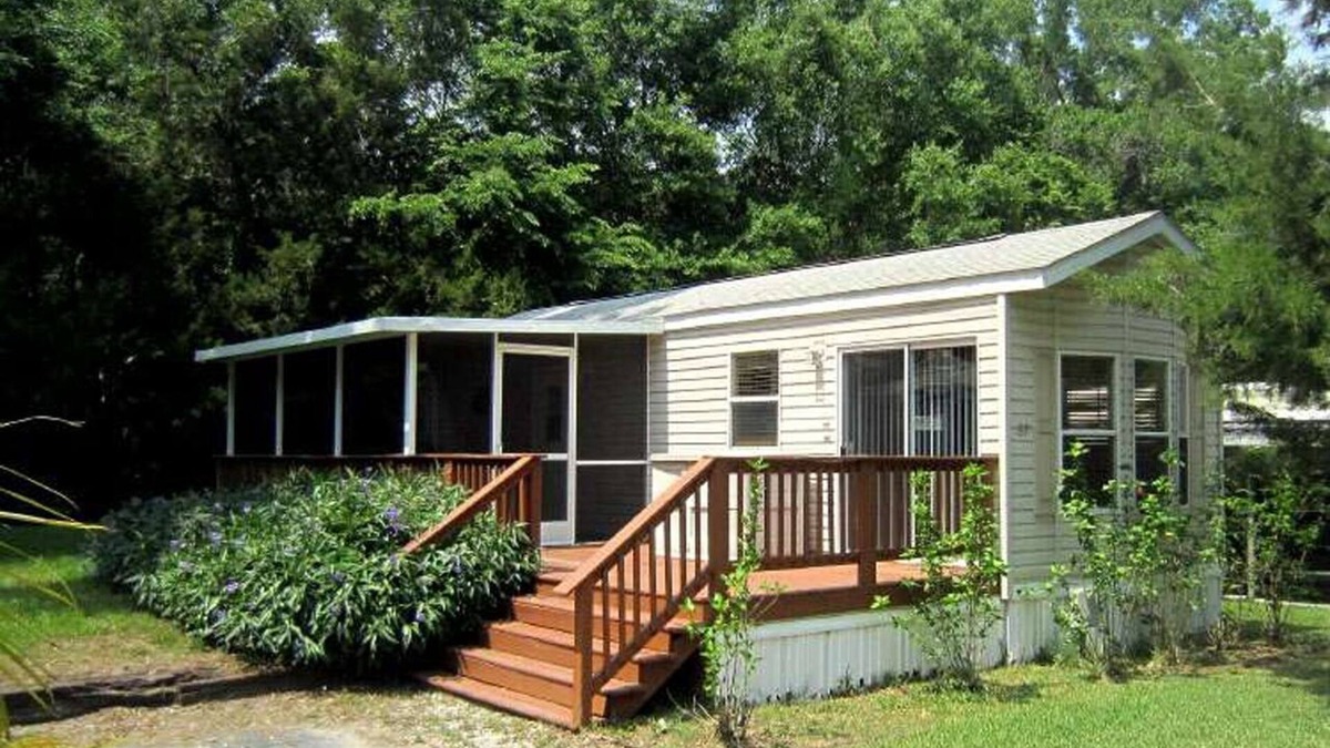 Lake Panasoffkee Cottage | Cozy Cabin in riverfront resort