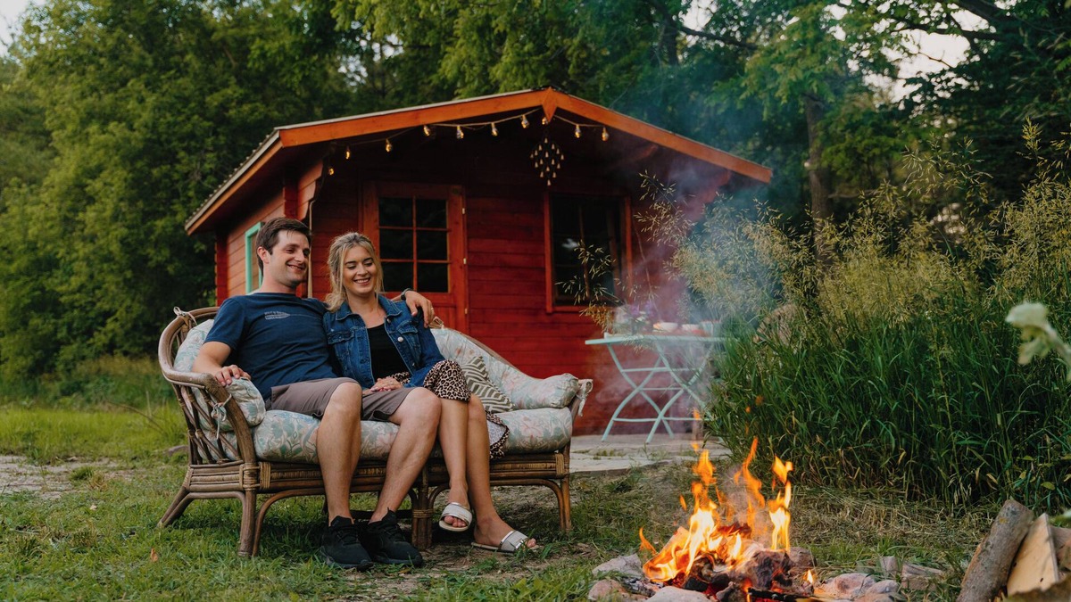 West Perth Cabin | Cozy Cabin in the Country (Pet-Friendly!)