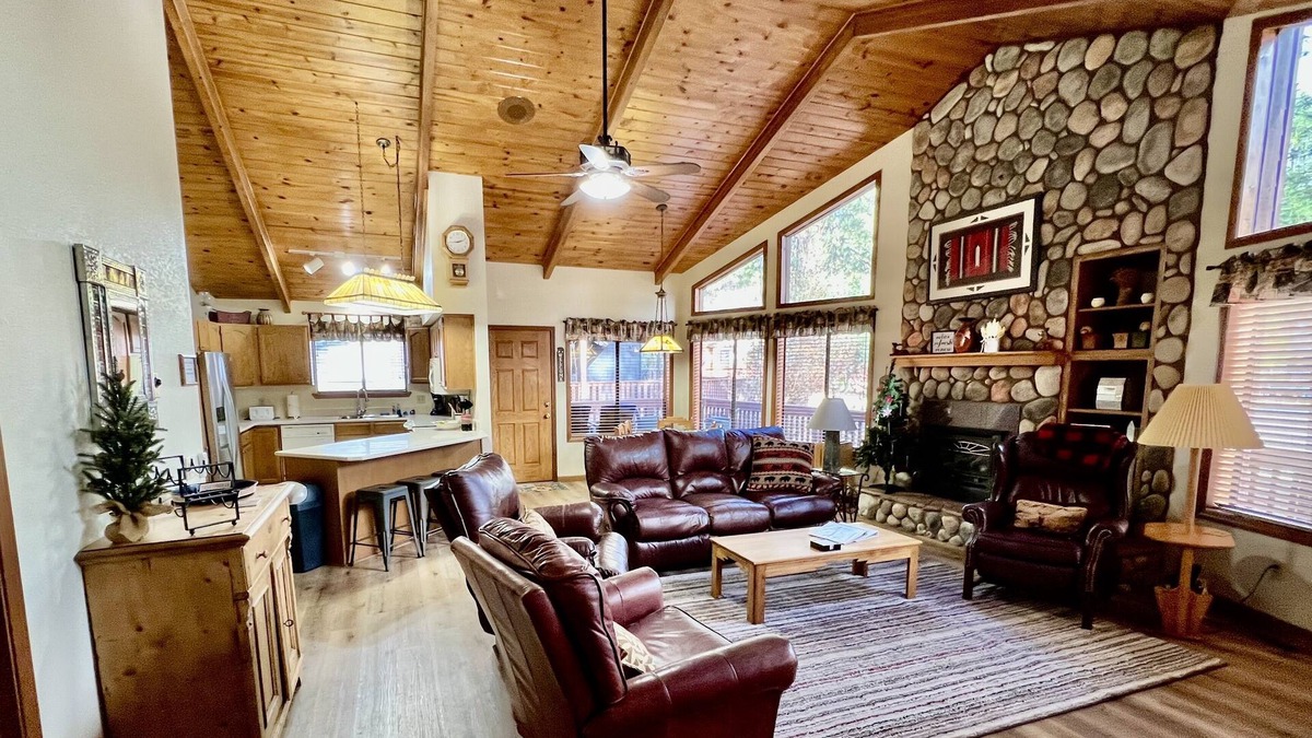 Munds Park Cabin | Cozy Cabin in the woods