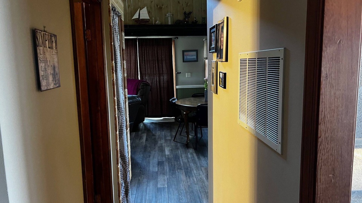 Ingalls Cabin | Cozy Cabin in the woods! Private but close to activities.