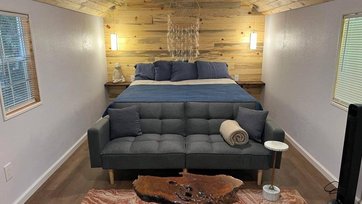 Boundary County Cabin | Cozy cabin in tranquil private forest retreat with miles of private hiking!