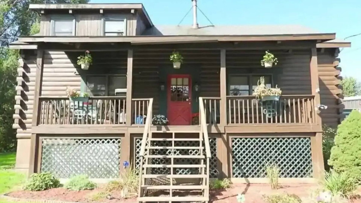 Bridgeport Cabin | Cozy Cabin minutes from Lake Oneida