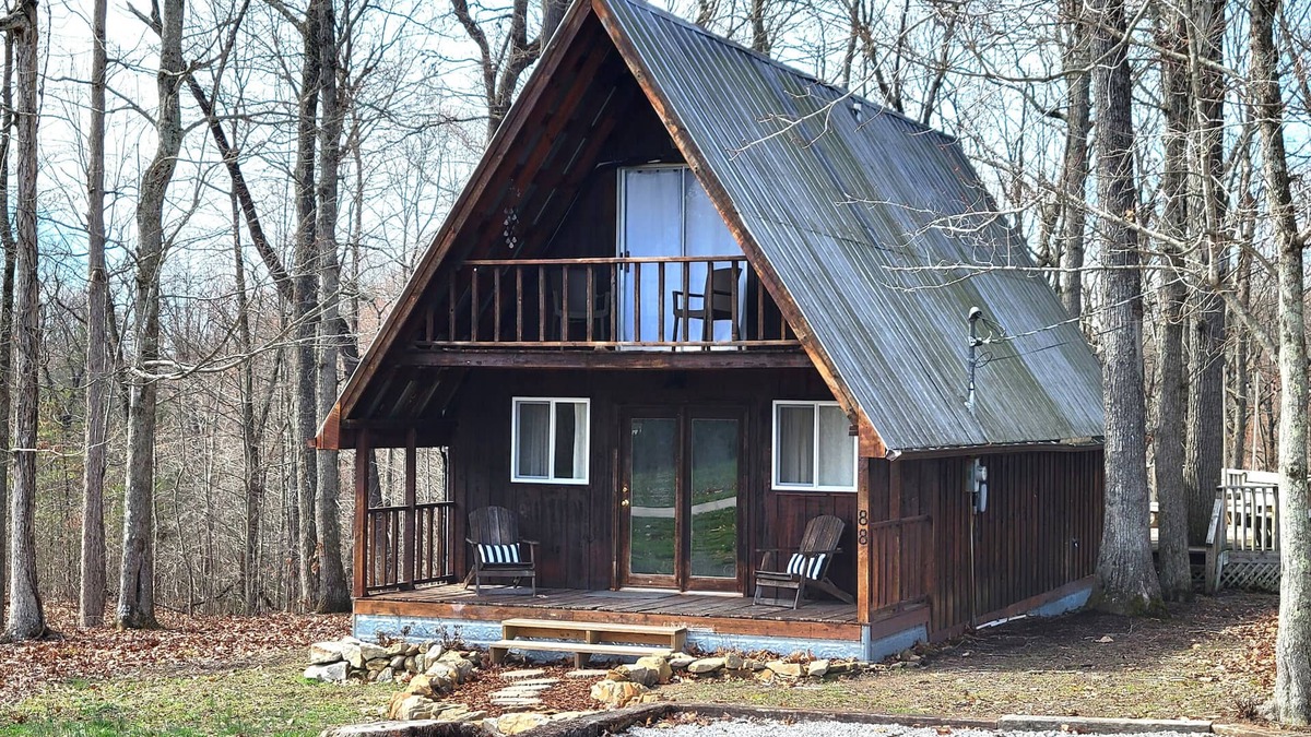 Wellington Cabin | Cozy cabin near Cave Run Lake and Red River Gorge