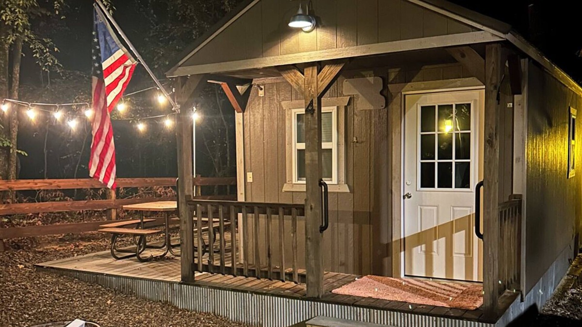 Vian Cabin | Cozy Cabin Near Sally Jones Lake in Vian, OK