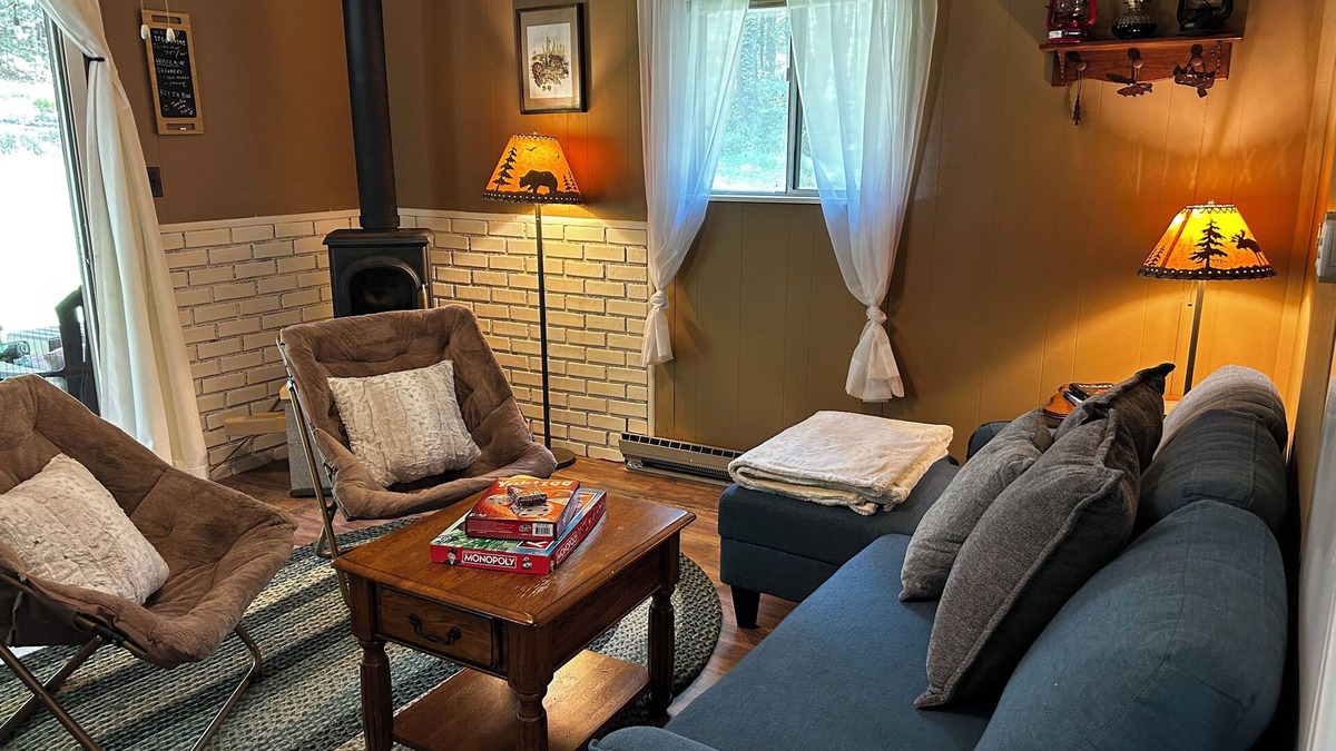 Mount Nebo Cabin | Cozy Cabin nestled in the woods between Summersville and Fayetteville WV