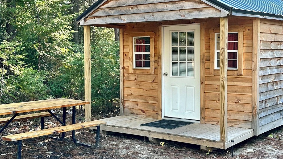 Drummond Island Cabin | Cozy cabin on beautiful Drummond Island.