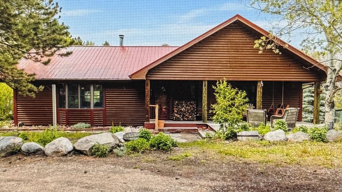 Rustic Cabin | Cozy cabin on Poudre River