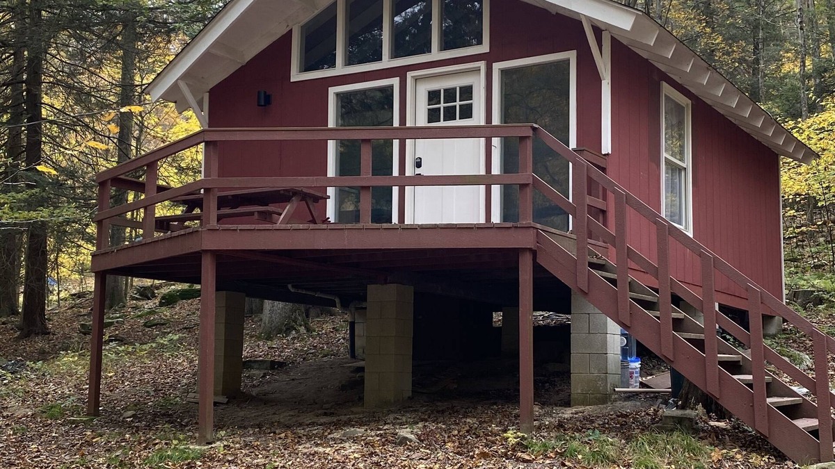 Karthaus Cabin | Cozy Cabin Overlooking the River!