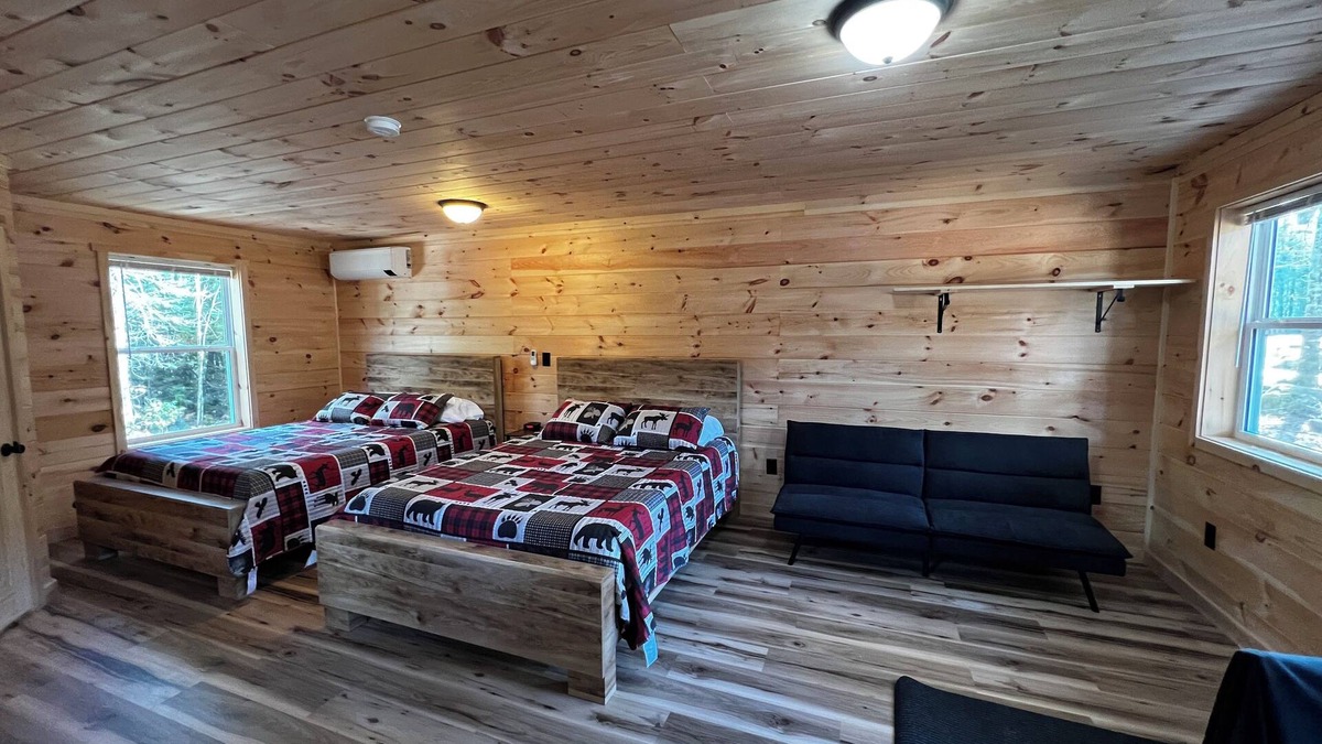 Sangerville Cabin | Cozy cabin rental located on the atv & snowmobile trail. Family & Pet friendly