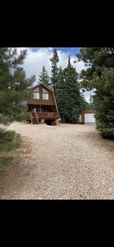 Meadow View Heights House | Cozy Cabin