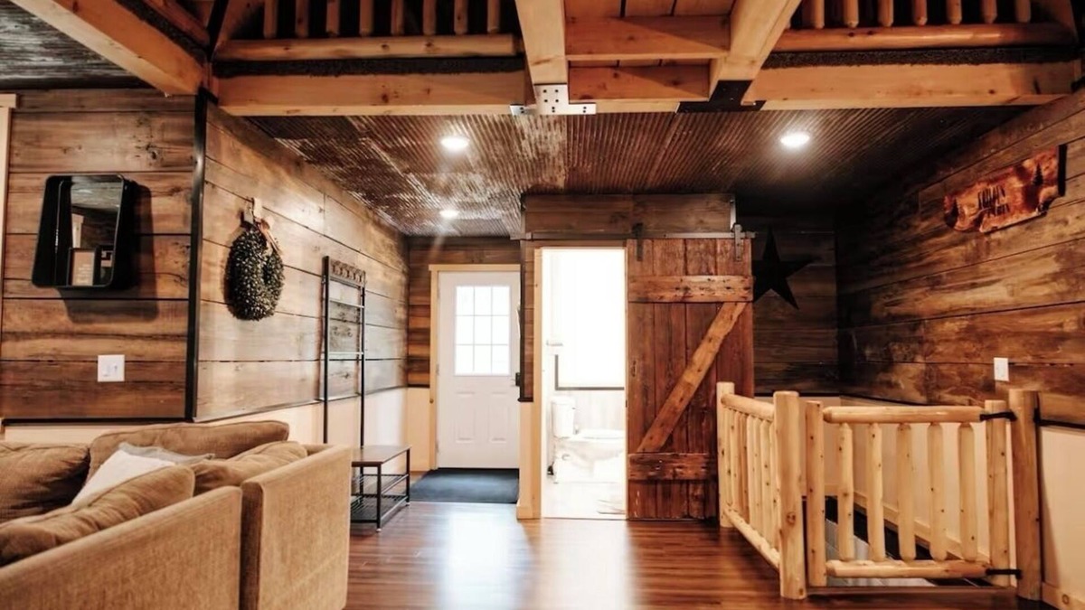 Weikert Cabin | Cozy cabin with AC, WiFi in Weikert PA