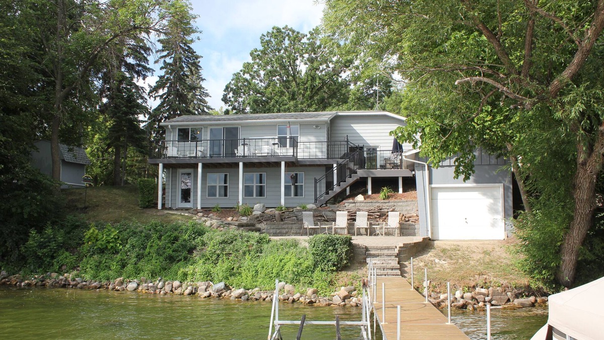 Darwin Cabin | Cozy cabin with beautiful view right on the lake