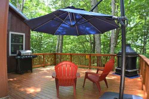 Charter Hills House | Cozy cabin with boosted Wi-Fi