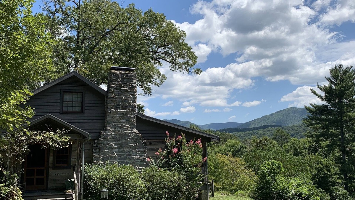 Glasgow Cabin | Cozy Cabin with Incredible Views