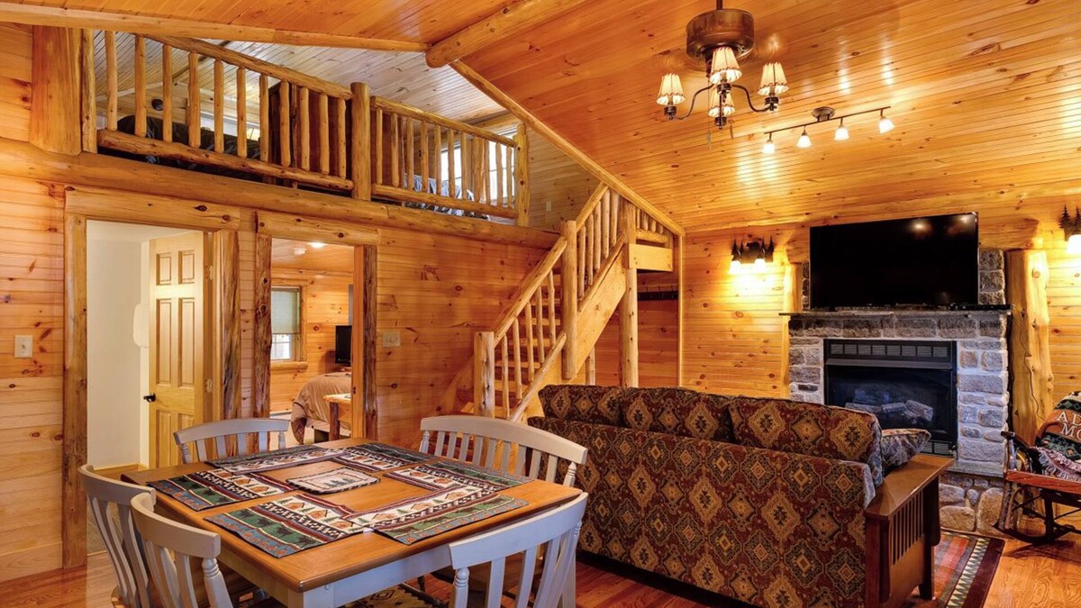 Lake Placid Cabin | Cozy Cabin with second floor loft, outdoor BBQs, campfire pits, and more!