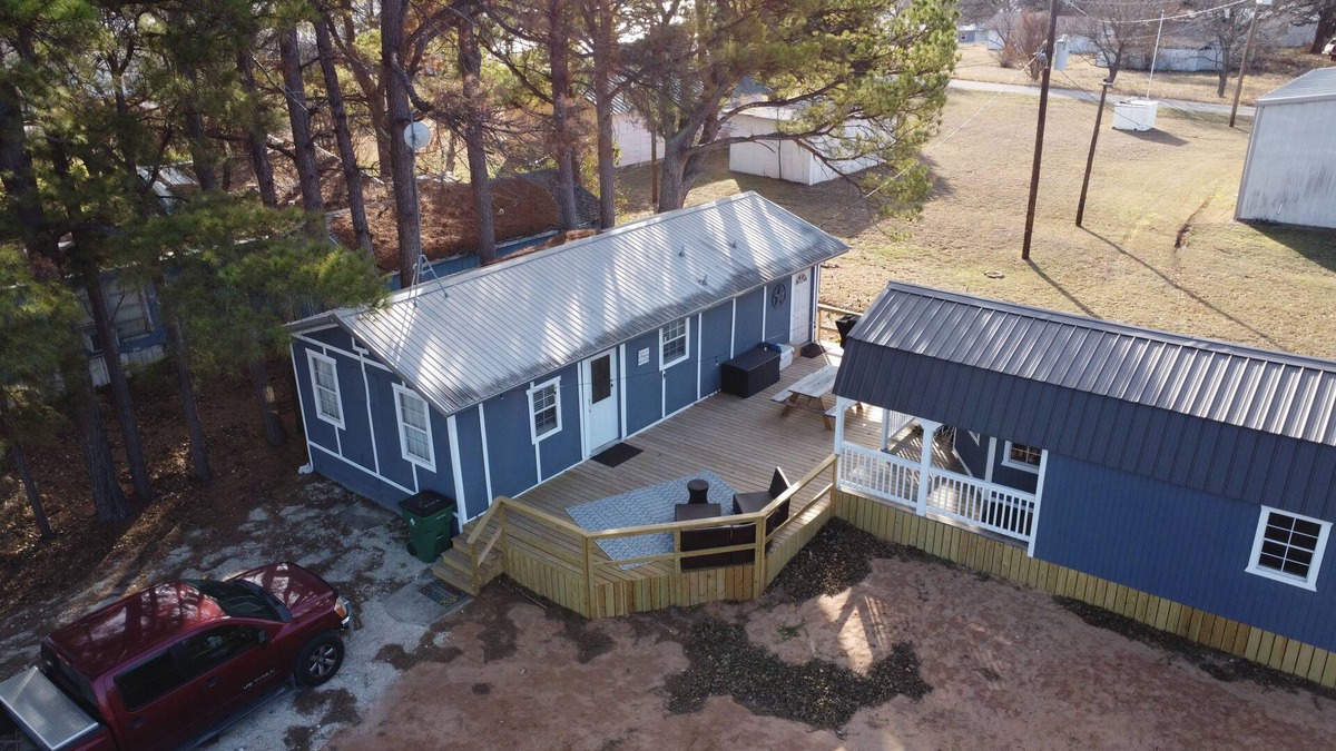 Nocona Cabin | Cozy Cabins close to the Lake