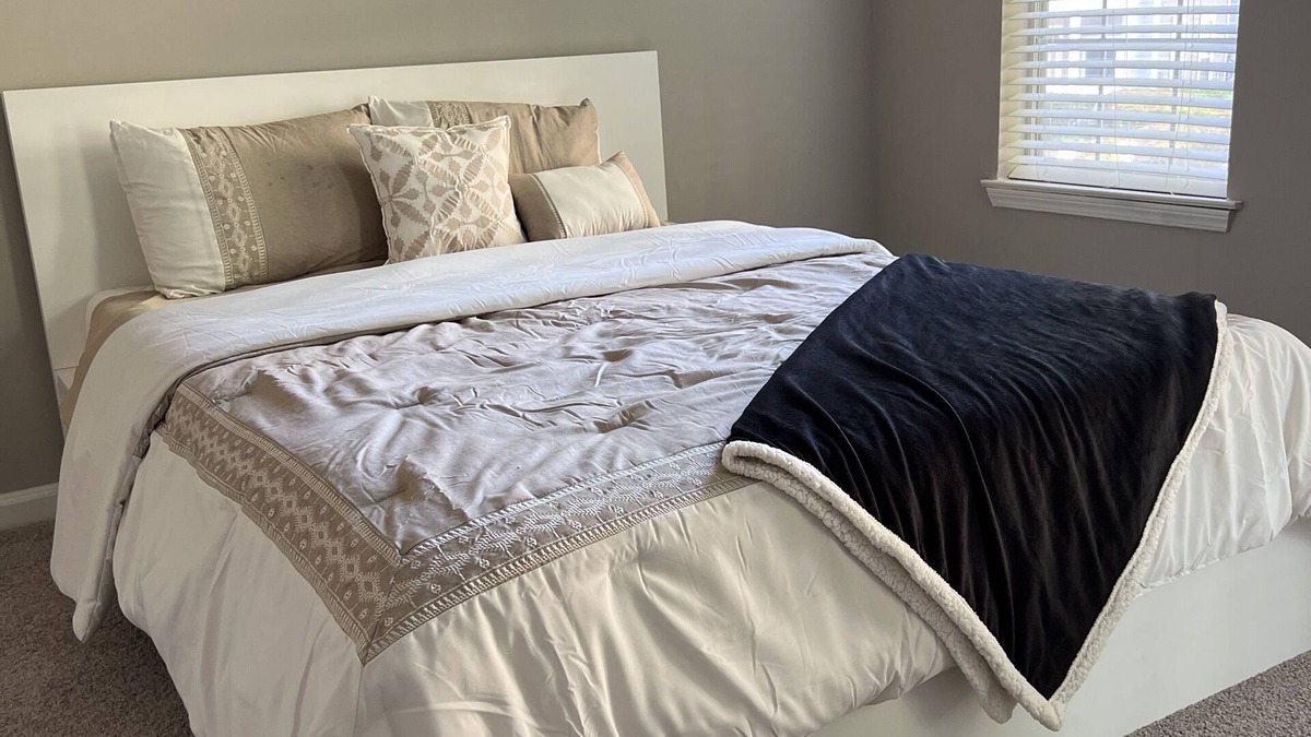 Buford Highway Apartment | Cozy Calm & Modern Apartment In The Heart of Buckhead, Atlanta