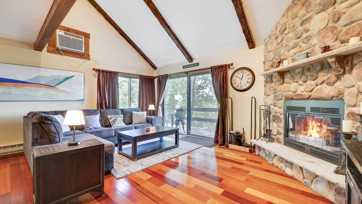 Village at Camelback House | Cozy Camelback, Pocono Retreat w/Mountain Views!