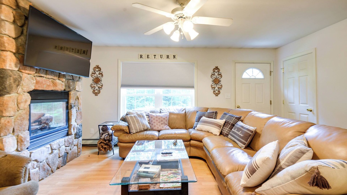 Campton House | Cozy Campton Home: 10 Mi to Tenney Mountain Resort