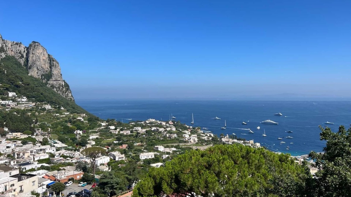 Marina Grande Apartment | Cozy Caprese house with breathtaking views of the island