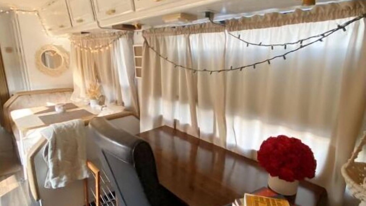 Astoria Heights House | Cozy caravan located in Astoria