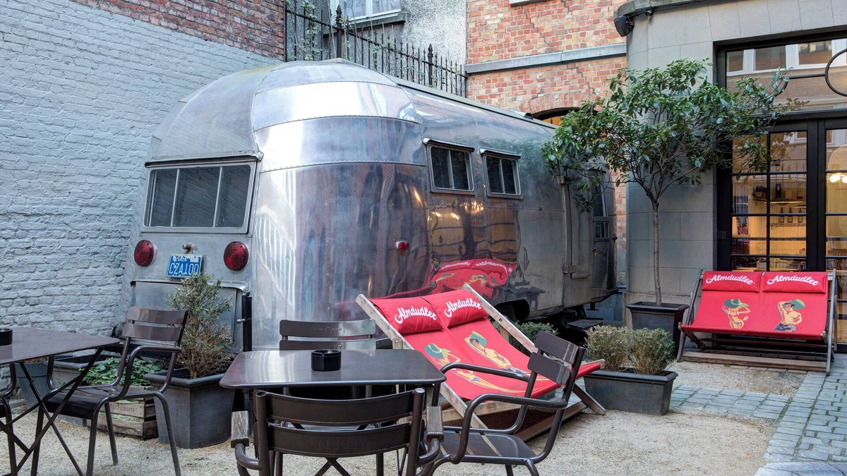 Sint-Gillis House | Cozy Caravan with WiFi in The Vintage Hotel Brussels