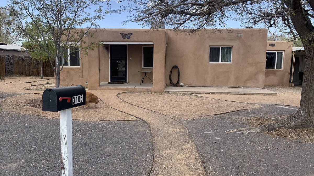 Near North Valley House | Cozy Casa: Pet-Friendly 3BR Home in the Heart of North Valley, Albuquerque