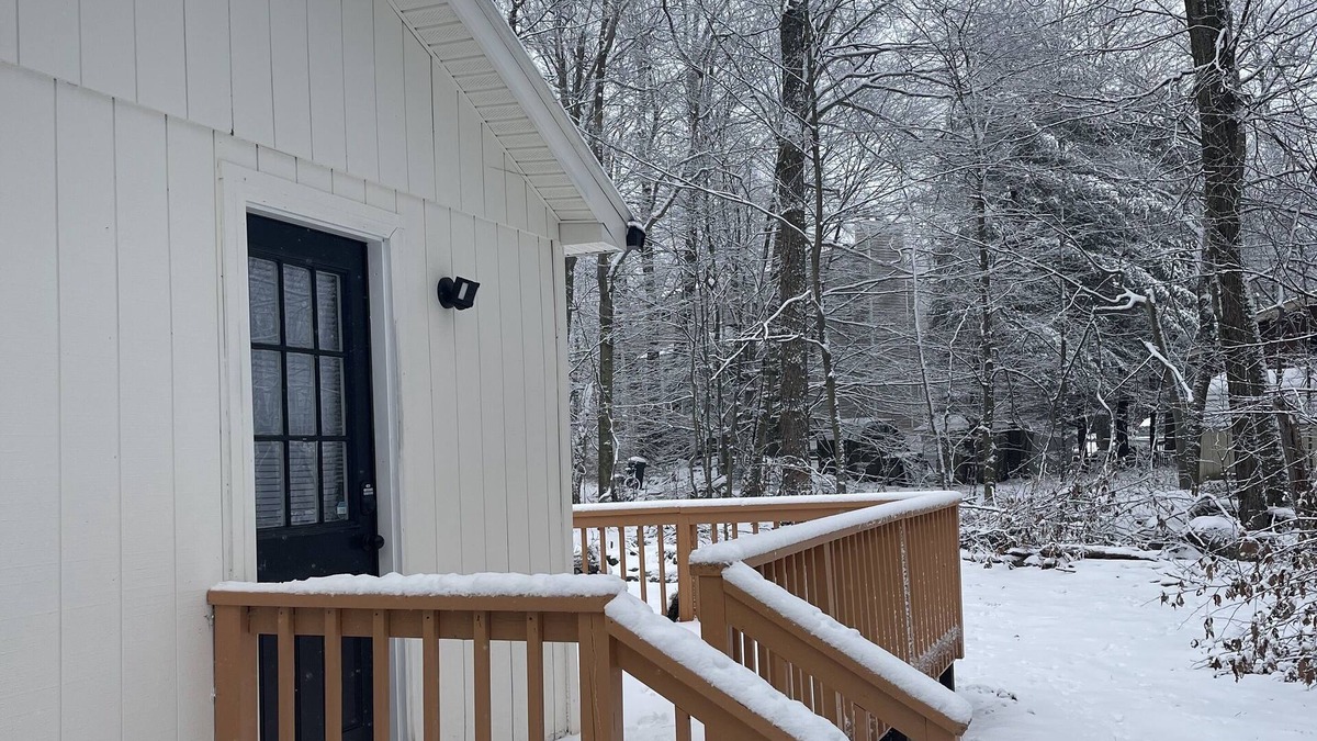 Tobyhanna House | Cozy Casita in Pocono Mountains.