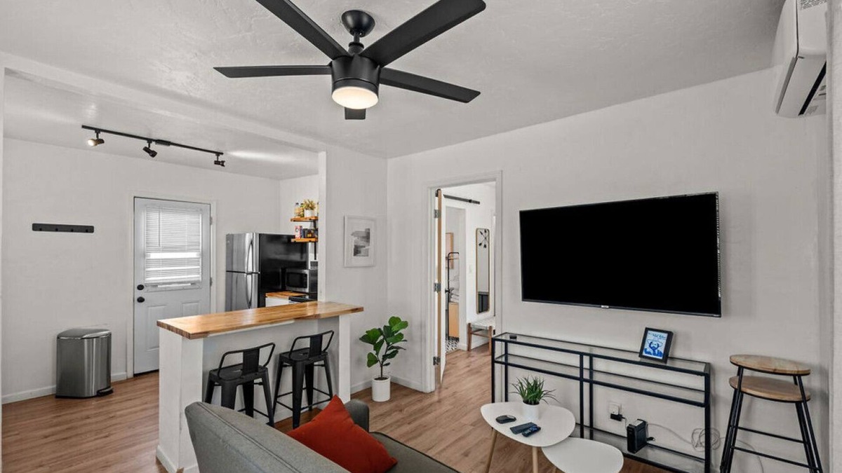 Rincon Heights House | Cozy Casita Walking to U of A