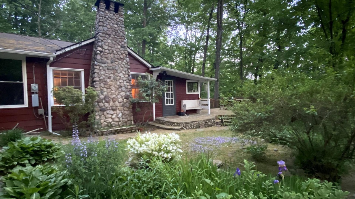 Wurtsboro Cabin | Cozy Catskill Escape 90 min from NYC