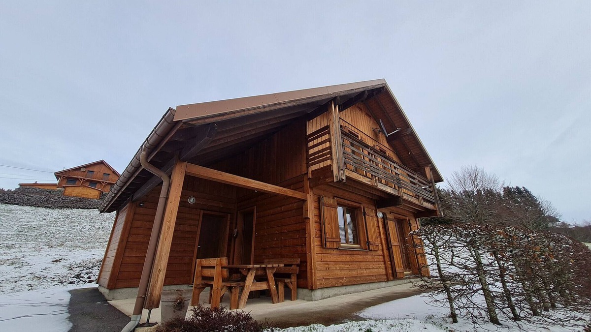 Le Grand Valtin Cottage | Cozy Chalet with Ski Access, Near Gérardmer & La Bresse – Balcony, Terrace, Family Friendly