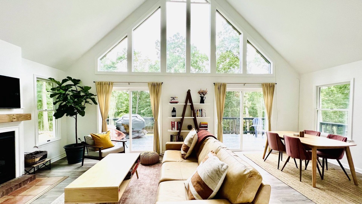 Ridgeway Ski Chalet | Cozy Chalet, 5-acres, Newly Renovated with WiFi, Deck, Fire Pit & Grill