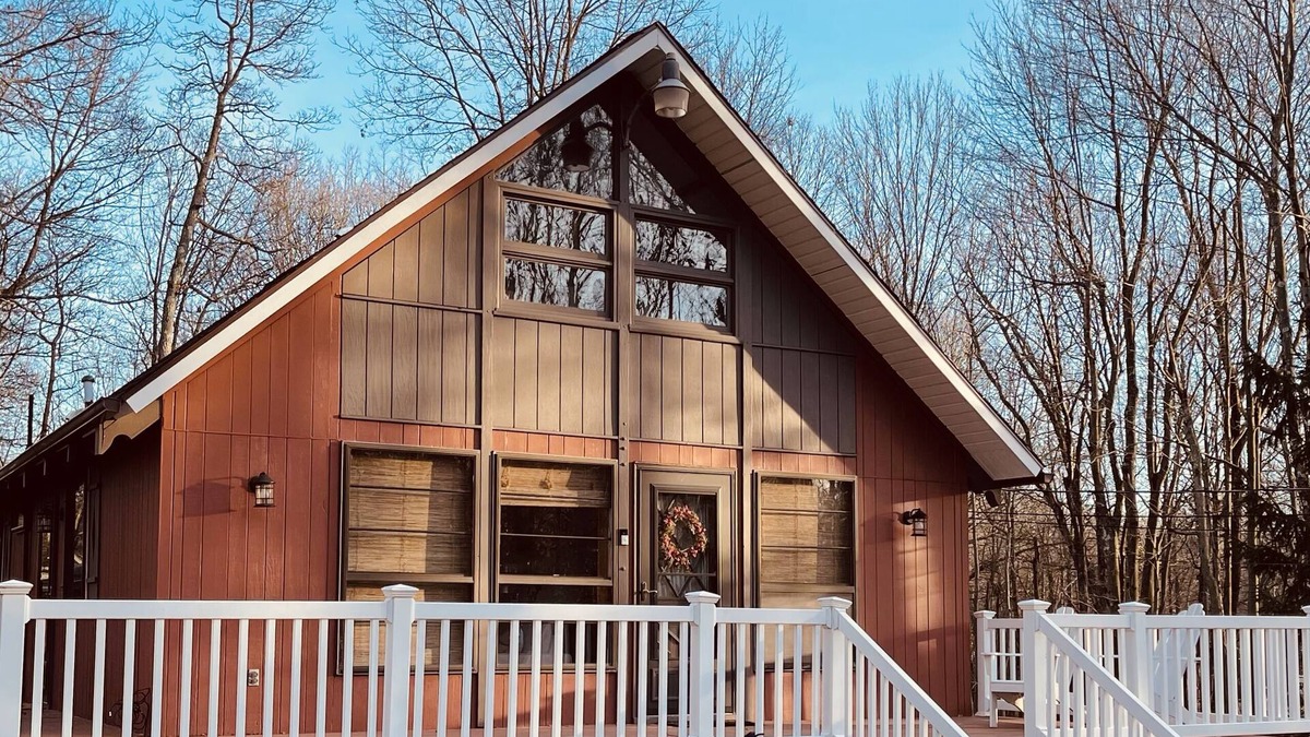 Briar Crest Woods Ski Chalet | Cozy Chalet
