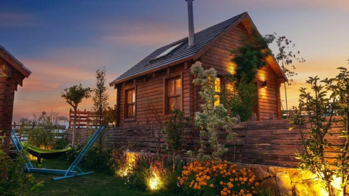 Beirut Central District Ski Chalet | Cozy chalet with WiFi, AC, fitness room in charming Beirut