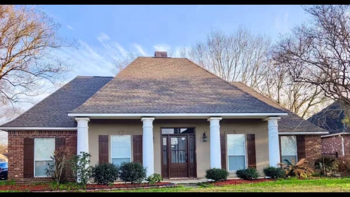 Prairieville House | Cozy, Charming, Convenient Escape, Near LSU