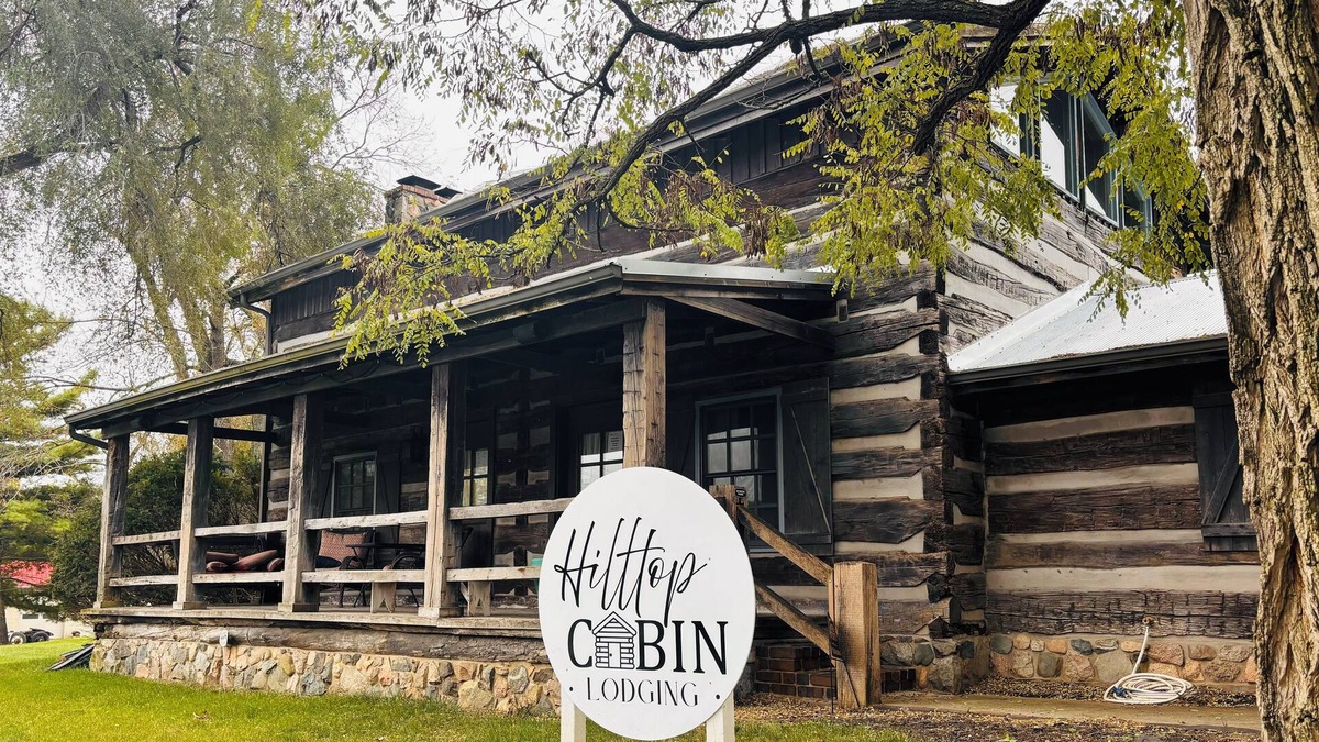Goshen Cabin | Cozy, chic & historic 3-bedroom cabin in trendy Goshen, 40 mins from Notre Dame!