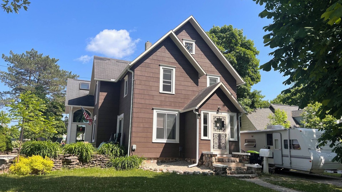 Cheboygan House | Cozy Chic of Cheboygan Private Upper Level Suite