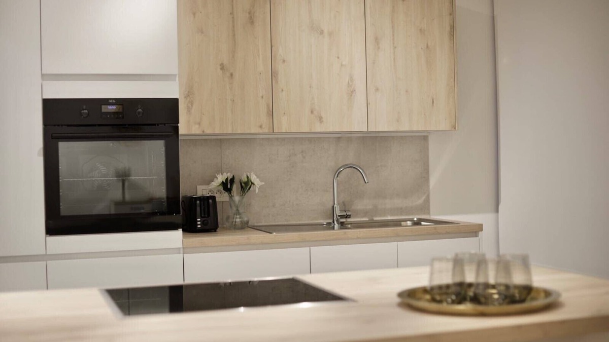 Guillemins Apartment | Cozy City Apartment in Liege
