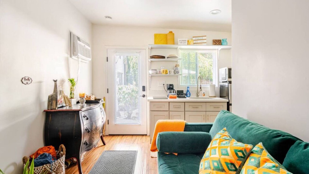 Altadena House | Cozy City Mountain Hide Away!
