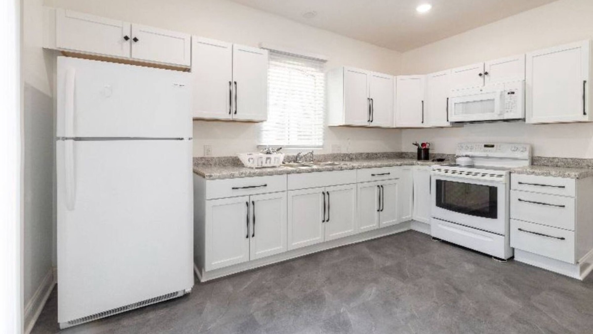 Easttown House | Cozy, Clean and Centrally Located