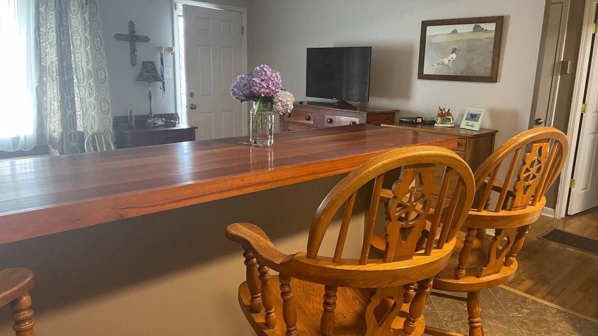 Parsons House | Cozy, Clean, and Convenient