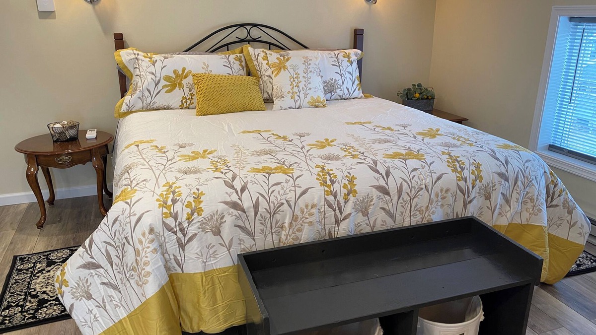 Clayton Apartment | Cozy, Clean & Convenient 1-bedroom apartment with AC & WiFi in charming Clayton